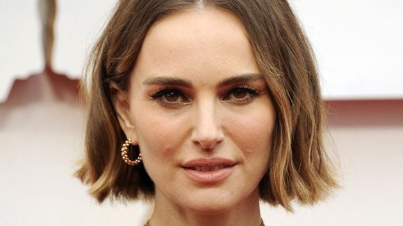 Pourquoi Natalie Portman appelle à couper les budgets de la police