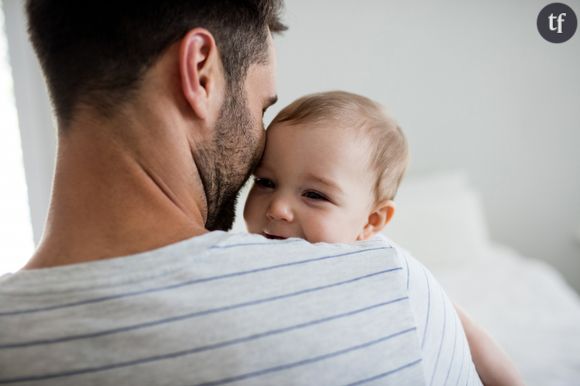 Un rapport soumis au gouvernement recommande un congé paternité de neuf semaines