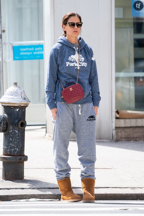 L'actrice Katie Holmes et ses Uggs