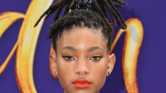 "Créer une relation qui vous convient" : Willow Smith se confie sur le polyamour