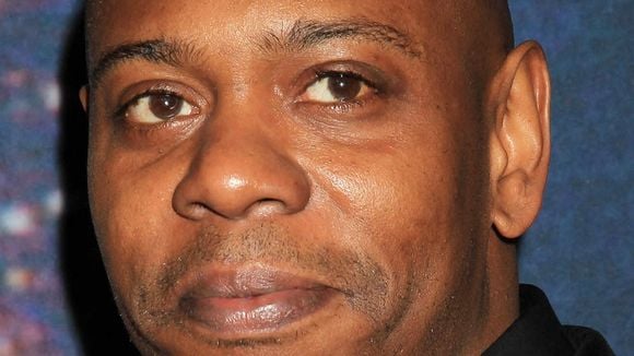 Pourquoi le show Netflix du comique Dave Chappelle est "dangereux"