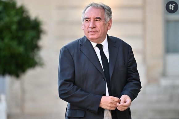 "Vous êtes une belle femme" : les propos sexistes de François Bayrou à Agnès Buzyn