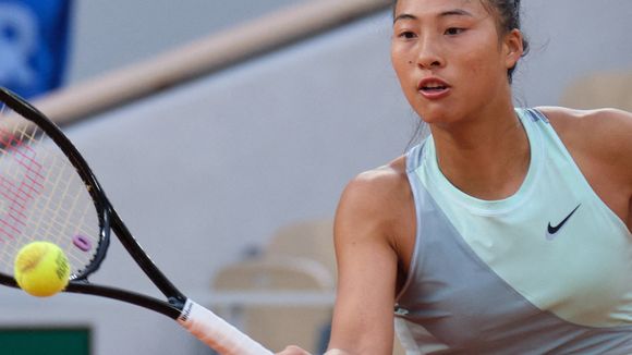 "Je n'avais plus la force" : Qinwen Zheng évoque l'impact de ses règles à Roland-Garros