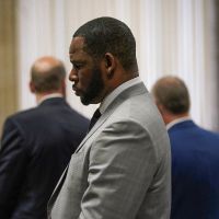 R. Kelly condamné à 30 ans de réclusion criminelle pour crimes sexuels