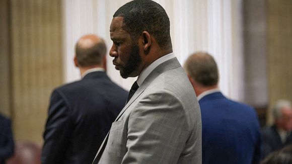 R. Kelly condamné à 30 ans de réclusion criminelle pour crimes sexuels