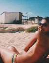 Sur le réseau social, bien des internautes postaient alors des photos d'elles sur la plage, nues et jambes relevées, fesses au soleil, en pleine position de bronzage dudit périnée