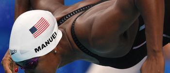 Des bonnets de bain adaptés aux nageurs noirs interdits à Tokyo