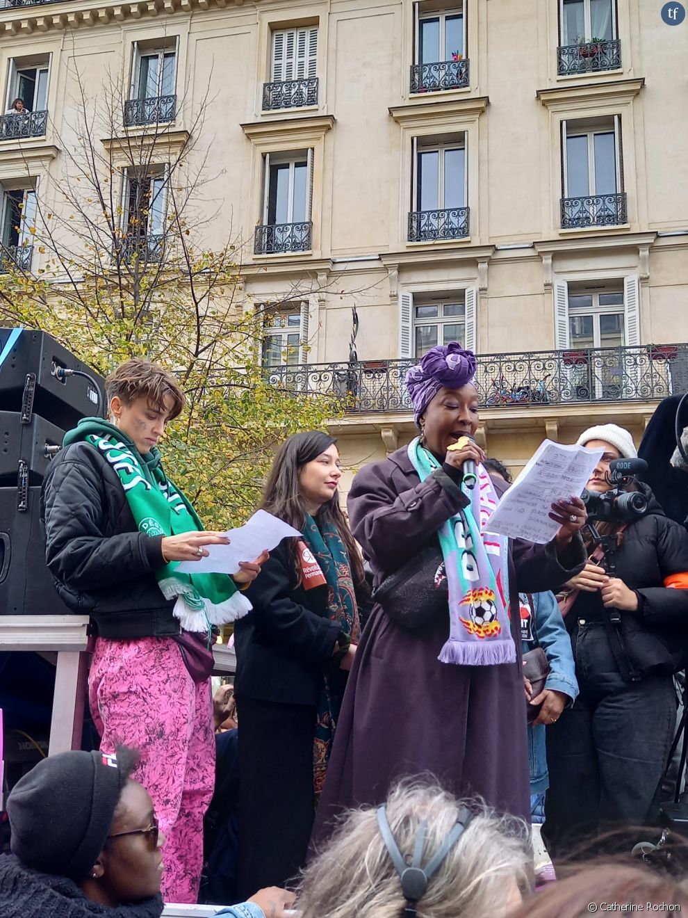 Adèle Haenel et Nadège Beausson-Diagne à la marche #NousToutes 2022
