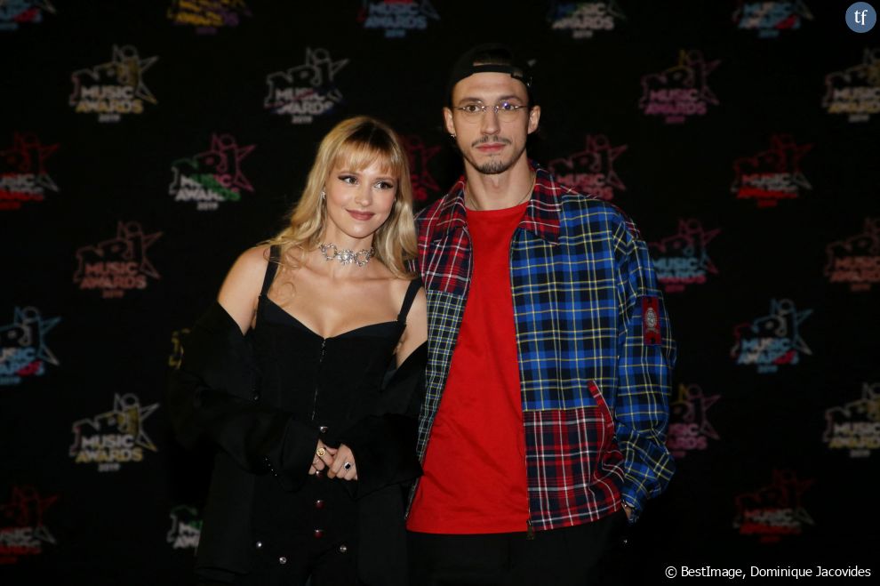Angèle (Angele Van Laeken) et Roméo Elvis - 21ème édition des NRJ Music Awards au Palais des festivals à Cannes le 9 novembre 2019. © Dominique Jacovides/Bestimage   