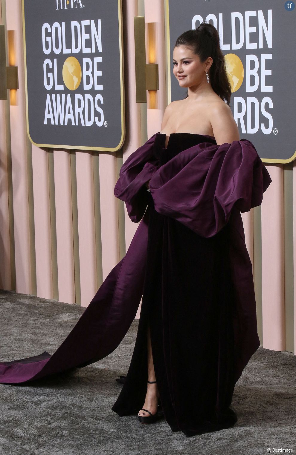 Selena Gomez au photocall de la 80ème cérémonie des Golden Globe, au &quot;Beverly Hilton&quot; à Los Angeles, le 10 janvier 2023.   