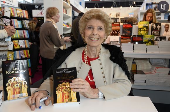 Héléne Carrère d' Encausse - 34 ème édition du Salon du Livre à Paris Porte de Versailles le 22 mars 2014.