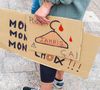 Ce droit fondamental pour lequel les femmes doivent toujours se battre, partout dans le monde, pour son respect certes, mais aussi pour sa conservation, bien plus fragile qu'on ne pourrait le croire. 
Manifestation pro-avortement, Toulouse, juin 2022