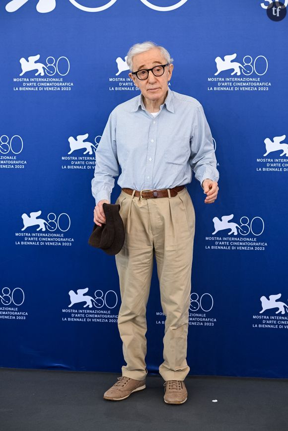 Précisant avoir en 50 films "toujours eu de très bons rôles pour les femmes, payées exactement le même montant que les hommes, des centaines d'actrices sans une seule plainte" !". 
Woody Allen 80th Venice Film Festival Photocall of the movie -Coupe de Chance- Venice, Italy 4th September 2023