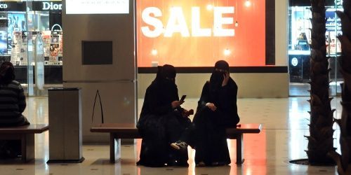 Arabie saoudite : hommes et femmes séparés par une cloison dans les magasins
