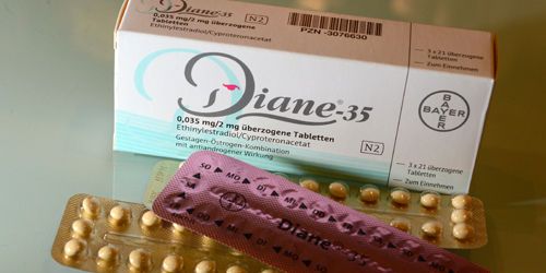 Diane 35 : les questions à se poser sur la "pilule" anti-acné