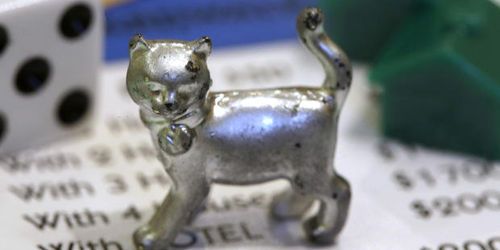 Monopoly : Hasbro remplace le pion Fer à repasser par un pion Chat