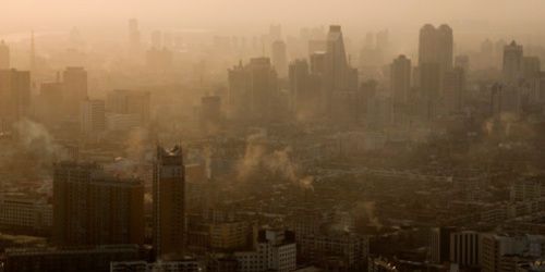 La pollution perturbe le poids des bébés à la naissance