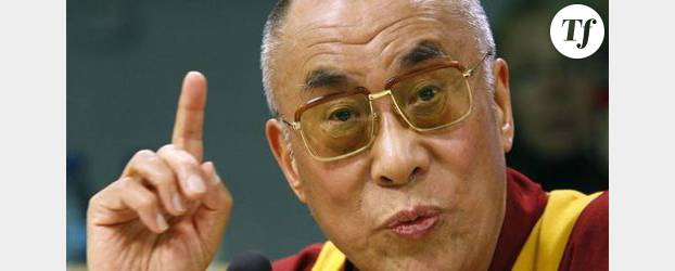 Le dalaï-lama se retire du monde politique