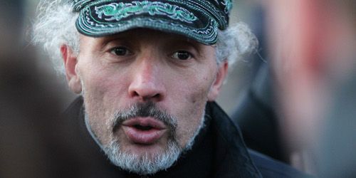 Serge Charnay est descendu de sa grue : un papa qui sème le trouble