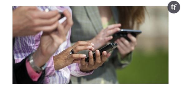 Smartphone : près de 6 Français sur dix en sont dépendants