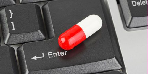 Pharmacie en ligne : les médicaments plus chers sur Internet ?