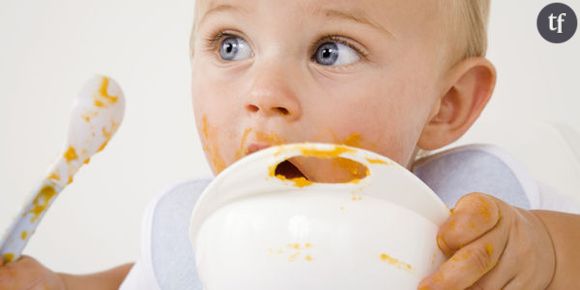 Lait de soja, fruits à exotiques, crustacés : ces aliments que bébé ne doit pas manger avant 1 an