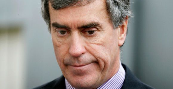 Affaire Cahuzac : le ministre du Budget devait-il démissionner maintenant ?