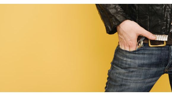La fermeture éclair des pantalons est la pire ennemie des hommes