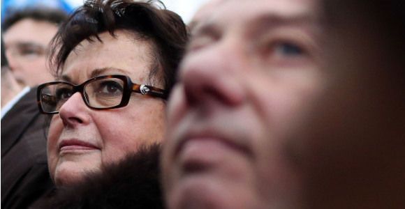 Christine Boutin gazée lors de la manifestation anti-mariage gay