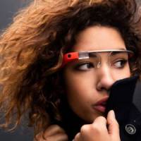 Google Glass : des lunettes interdites en voiture ?