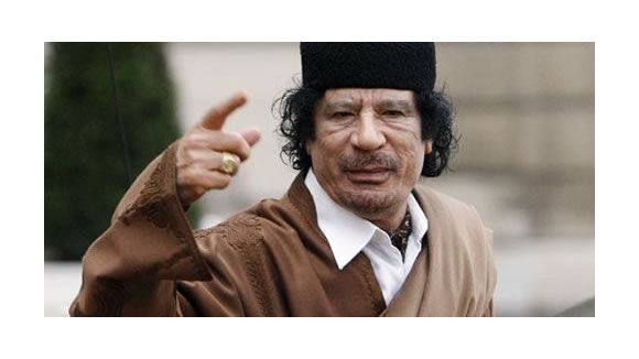 Kadhafi : il menace le trafic aérien sur la Méditérannée