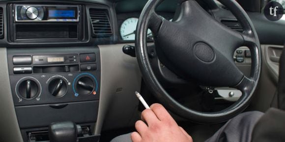 Yannick Vaugrenard veut interdire le tabac en voiture en présence d'enfants