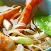 Recette chinoise rapide et facile : la soupe de nouilles aux crevettes