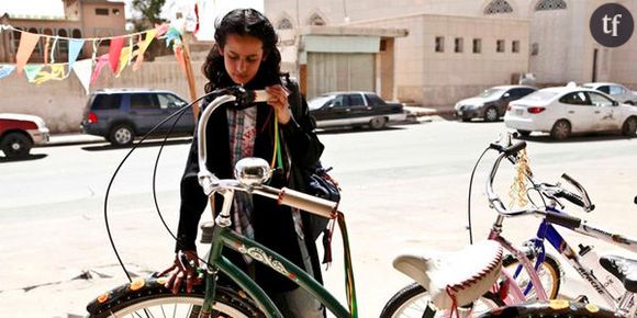 Arabie saoudite : les femmes autorisées à faire du vélo… accompagnées d'un homme