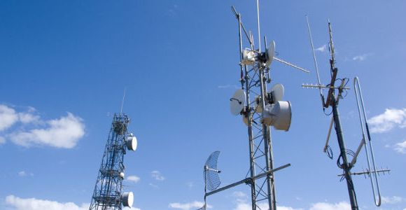 Les antennes relais responsables de troubles du sommeil ?