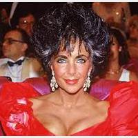 Elizabeth Taylor est décédée aujourd'hui à l'âge de 79 ans