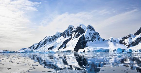 Le voilier polaire Tara va faire le tour de l'océan Arctique