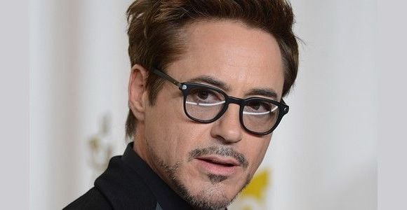 Iron Man 3 : Robert Downey Junior fait craquer les filles, pourquoi ?