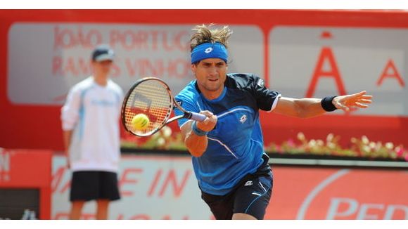 David Ferrer fait la publicité du Samsung Galaxy IV avec son iPhone 