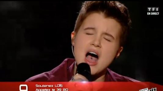 The Voice 2 : Loïs chante Eblouie par la nuit de Zaz – Vidéo TF1 Replay