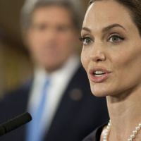 Angelina Jolie : une ablation des seins pour éviter le cancer