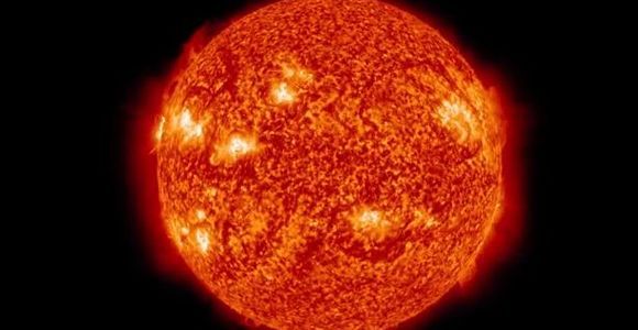 Les deux plus grosses éruptions solaires de l’année en vidéo