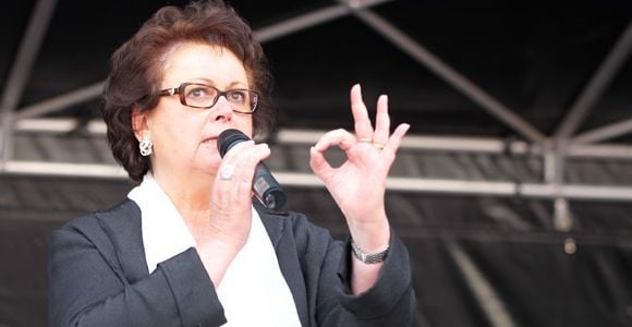 Mastectomie préventive : lettre ouverte d’une ancienne malade à Christine Boutin