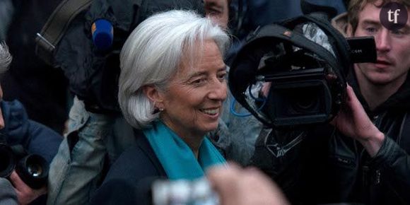 Affaire Tapie : Christine Lagarde doit-elle quitter ses fonctions au FMI ?