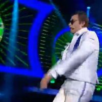 Un air de star : Jérôme Anthony chante Gangnam Style de Psy - Vidéo M6 Replay