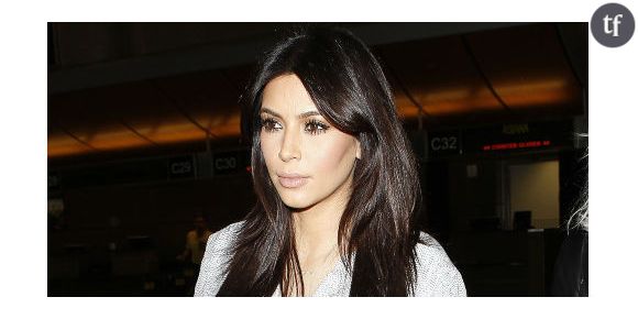 Kim Kardashian attend une fille