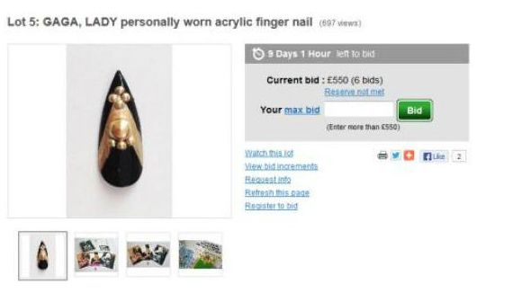 12 000 dollars pour un faux ongle de Lady Gaga