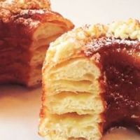 Cronut : recette de la pâtisserie entre croissant et donuts