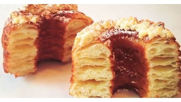 Cronut : recette de la pâtisserie entre croissant et donuts