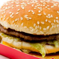 Fast-food : les clients sous-estiment leur consommation de calories
